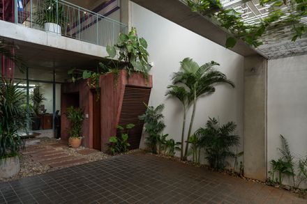 Timeless House