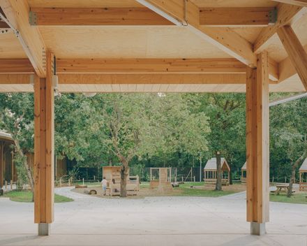 Elisabeth And Robert Badinter Elementary School