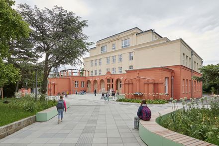 Gersthof Model School Renovation And Conversion