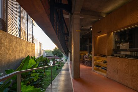 Set N Rise Bali Restaurant