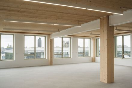 Multimodal Hub and Offices