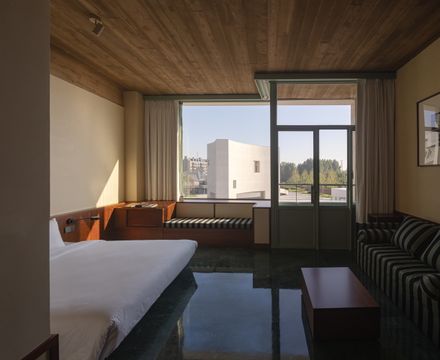 Youyi Bay Community, Mi Casa Su Casa Club Hotel, and Juanzong Apartment
