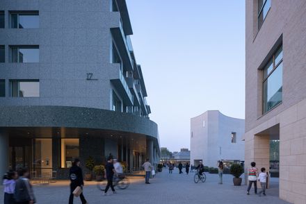Youyi Bay Community, Mi Casa Su Casa Club Hotel, and Juanzong Apartment
