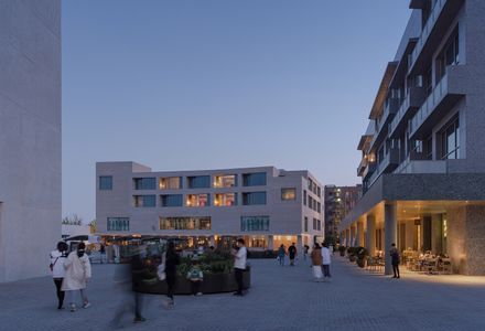 Youyi Bay Community, Mi Casa Su Casa Club Hotel, and Juanzong Apartment