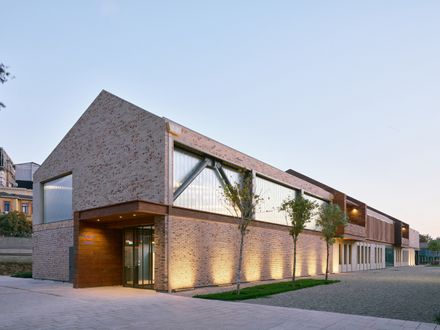 Tcdd Temporary Offices & Art Galleries