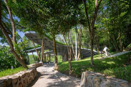 Five-Finger Pavilion