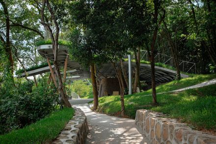 Five-Finger Pavilion