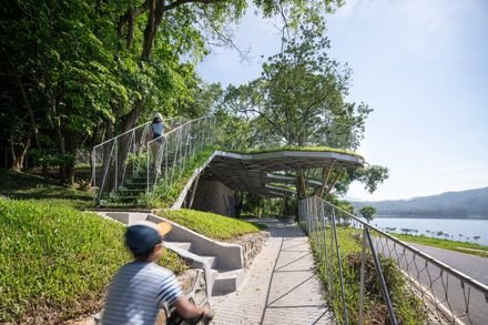 Five-Finger Pavilion