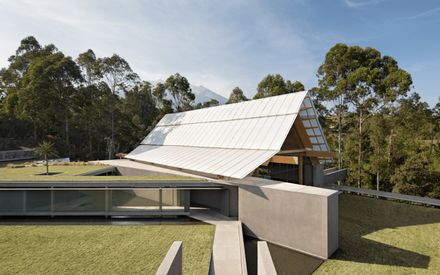 Loka Meru - Salatiga