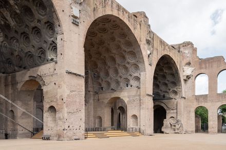 Basilica Di Massenzio Exhibition Pathway
