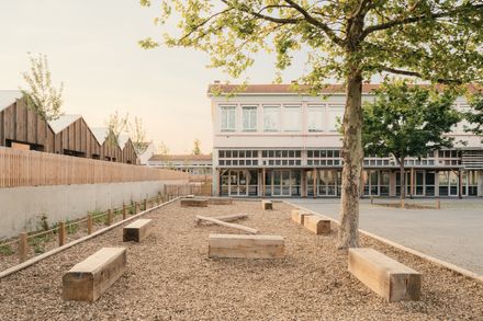 Leisure Center Jules Ferry School Group