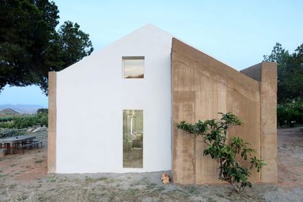 House In Los Llanos