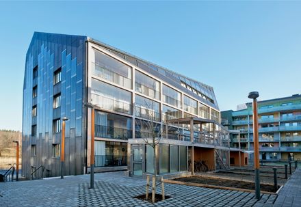 Brofästet Apartment Building