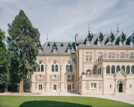 Château of the Hertford British Hospital Rehabilitation