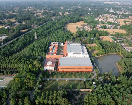 YongLi Red Tile Plaza