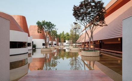 YongLi Red Tile Plaza