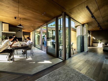 Lib Earth House Model B