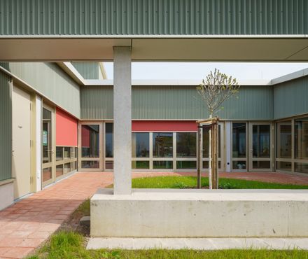 Neighborhood Center Augustin