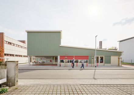 Neighborhood Center Augustin