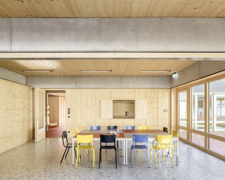 Neighborhood Center Augustin