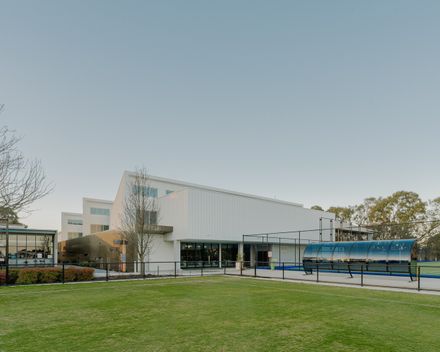 Coonawarra Willam Aquatic Centre - Ivanhoe Grammar School