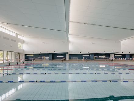 Coonawarra Willam Aquatic Centre - Ivanhoe Grammar School