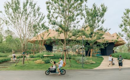 LuxeIsland Restaurant