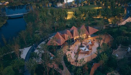 LuxeIsland Restaurant