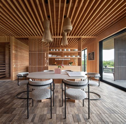 Mohegan Trail Residence