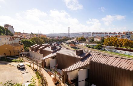 Montisnava Residential Building