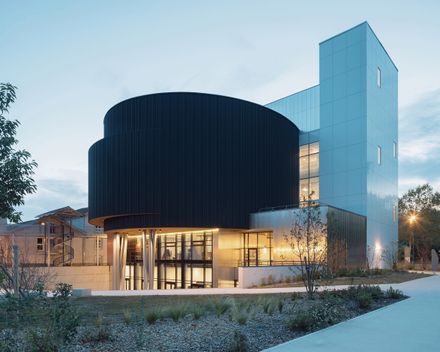 Cosmocité Science Center