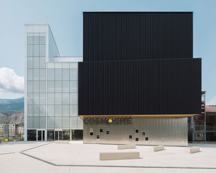 Cosmocité Science Center