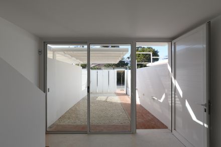 Complejo Habitacional Y Comercial Camellia