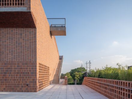 Langtou Gengxue + Education Centre