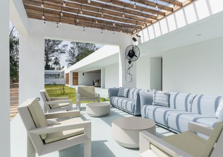 Fowóralé II. Aqualina Beach House