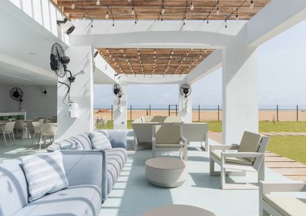 Fowóralé II. Aqualina Beach House