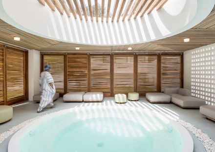 Fowóralé II. Aqualina Beach House