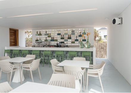 Fowóralé II. Aqualina Beach House