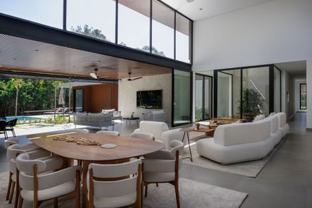 Vila Real Itu Residence