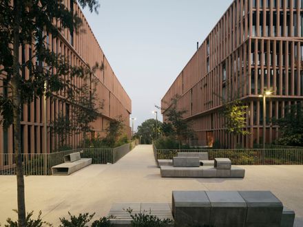 Conjunto Cornes Espacio Residencial