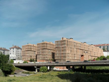 Conjunto Cornes Espacio Residencial