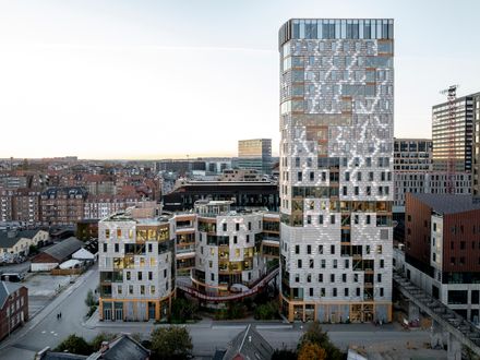 Træ High-rise Building