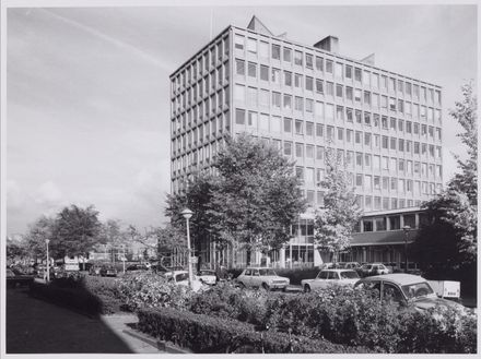 Staal-Kade Office Building Transformation