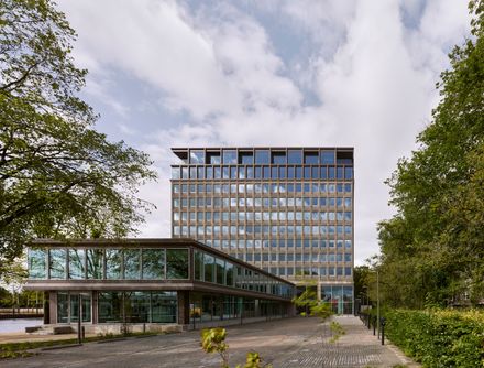 Staal-Kade Office Building Transformation