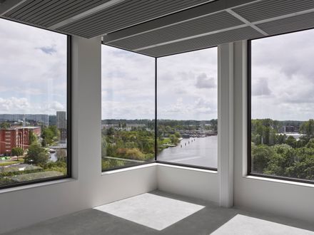 Staal-Kade Office Building Transformation