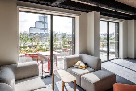 42up School Extension