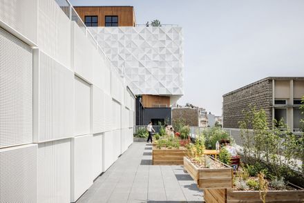 42up School Extension