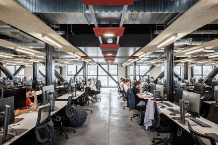 42up School Extension