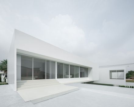 Lucent House