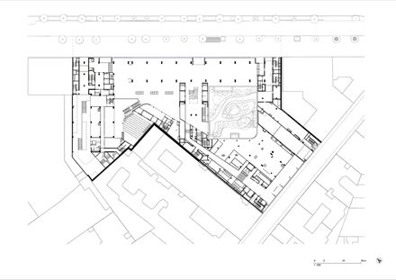 Grande Armée L1ve Office Building